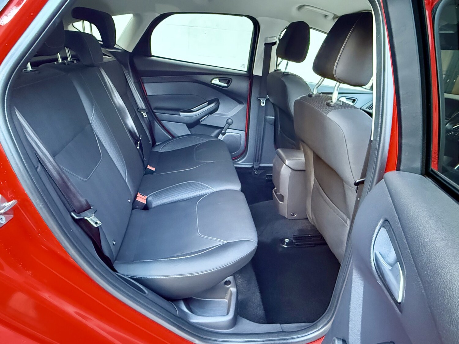 Used Ford Focus 2015 for sale - 76643486: Photo 12