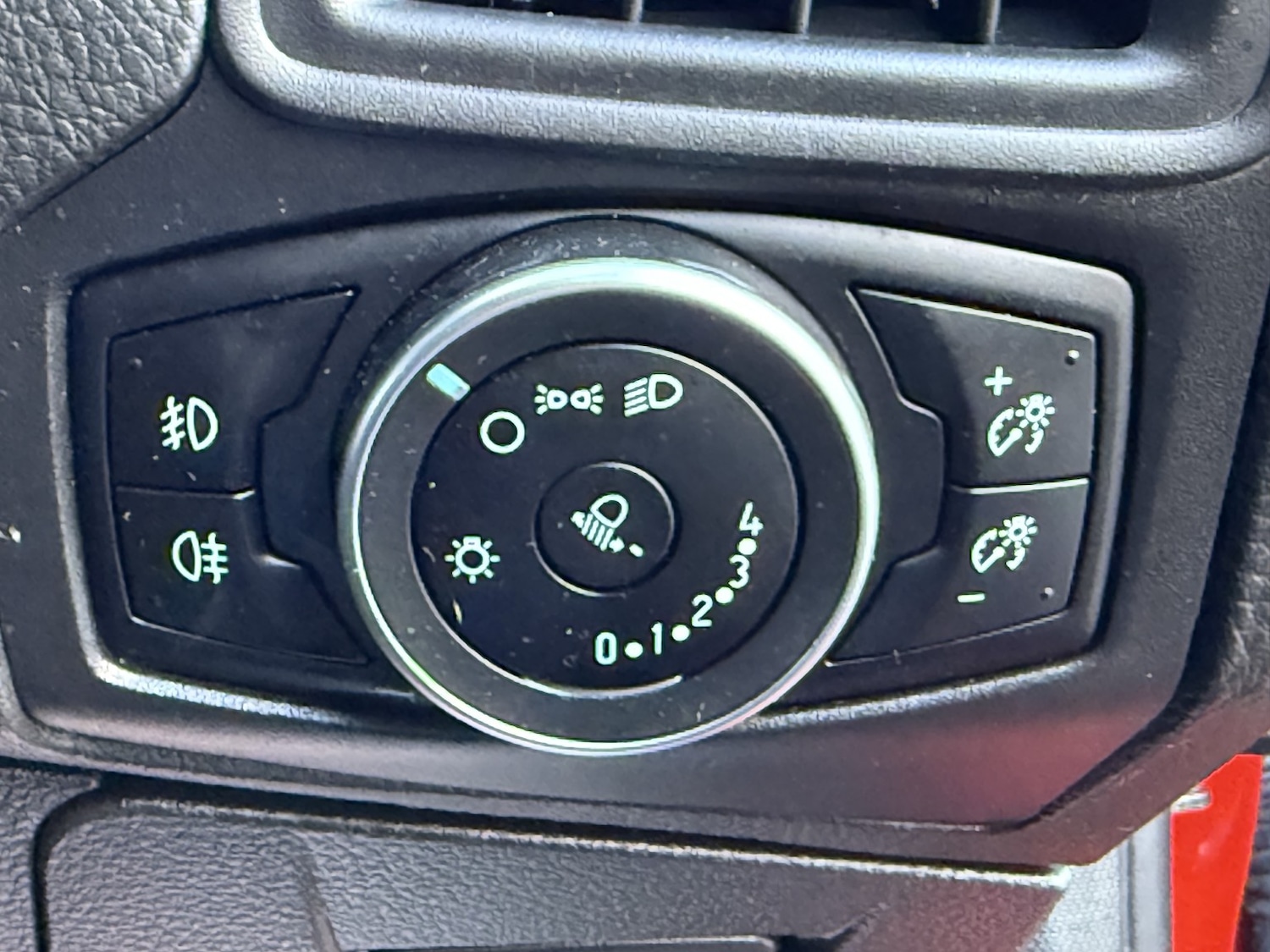 Used Ford Focus 2015 for sale - 76643486: Photo 24