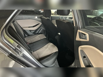 Used Hyundai i20 2015 for sale - 79495384: Photo