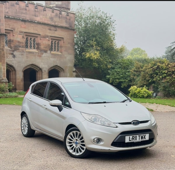 Used Ford Fiesta 2011 for sale - 76250705: Photo 8