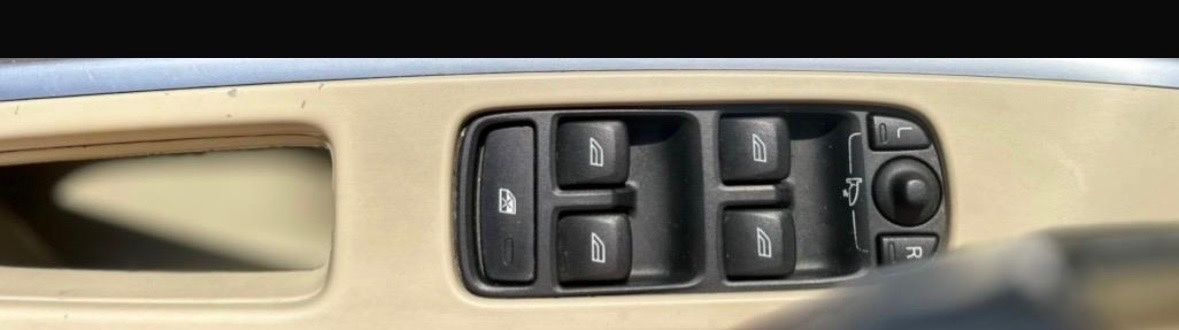 Used Volvo S60 2011 for sale - 76653940: Photo 14