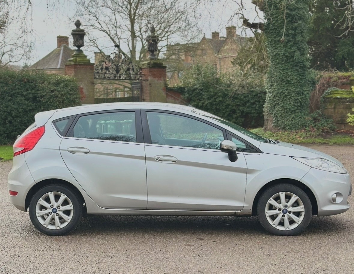 Used Ford Fiesta 2011 for sale - 77178257: Photo 6