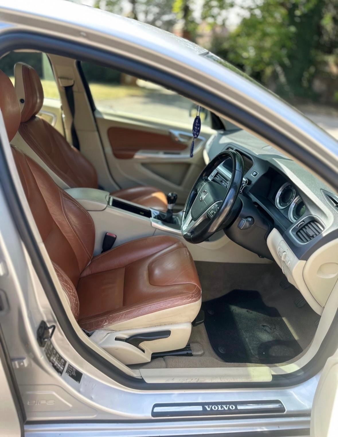 Used Volvo S60 2011 for sale - 76097328: Photo 12