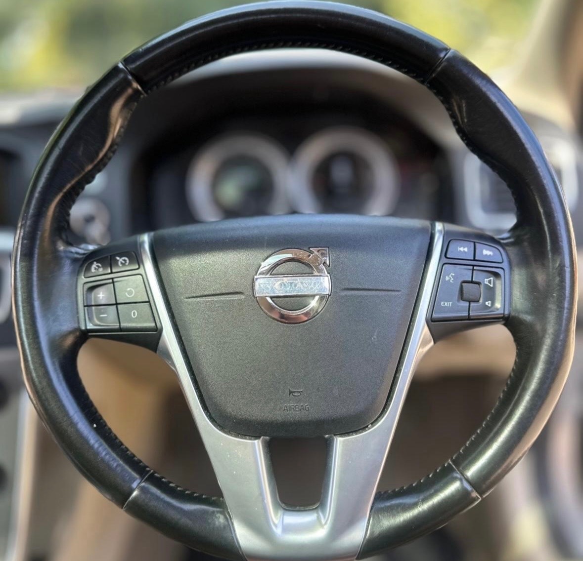 Used Volvo S60 2011 for sale - 76097328: Photo 17