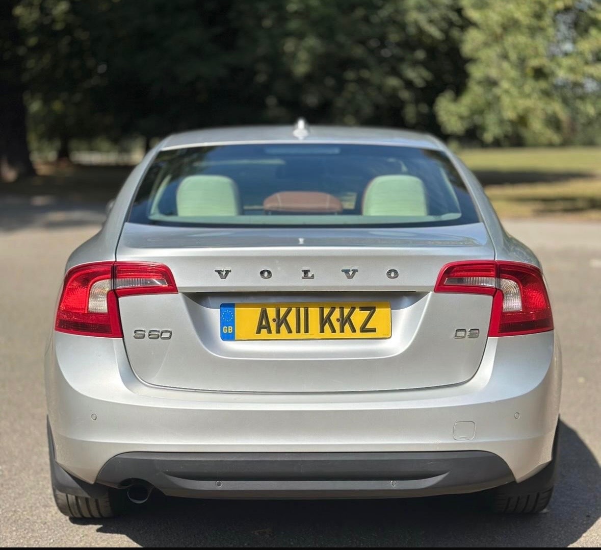 Used Volvo S60 2011 for sale - 76097328: Photo 4