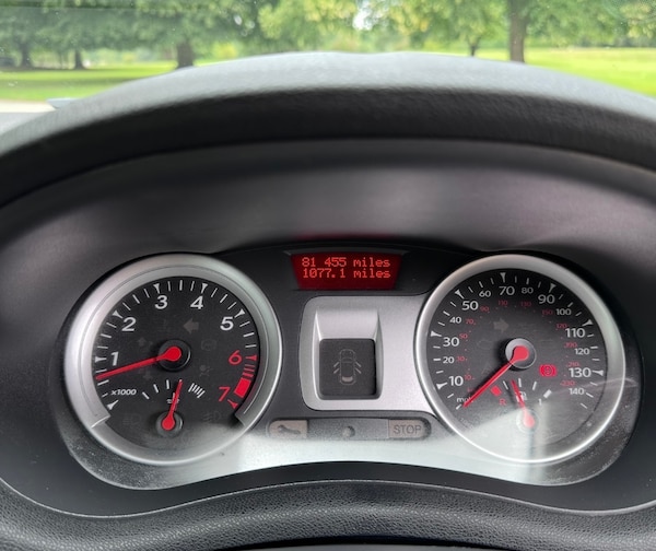 Used Renault Clio 2011 for sale - 75463073: Photo 21