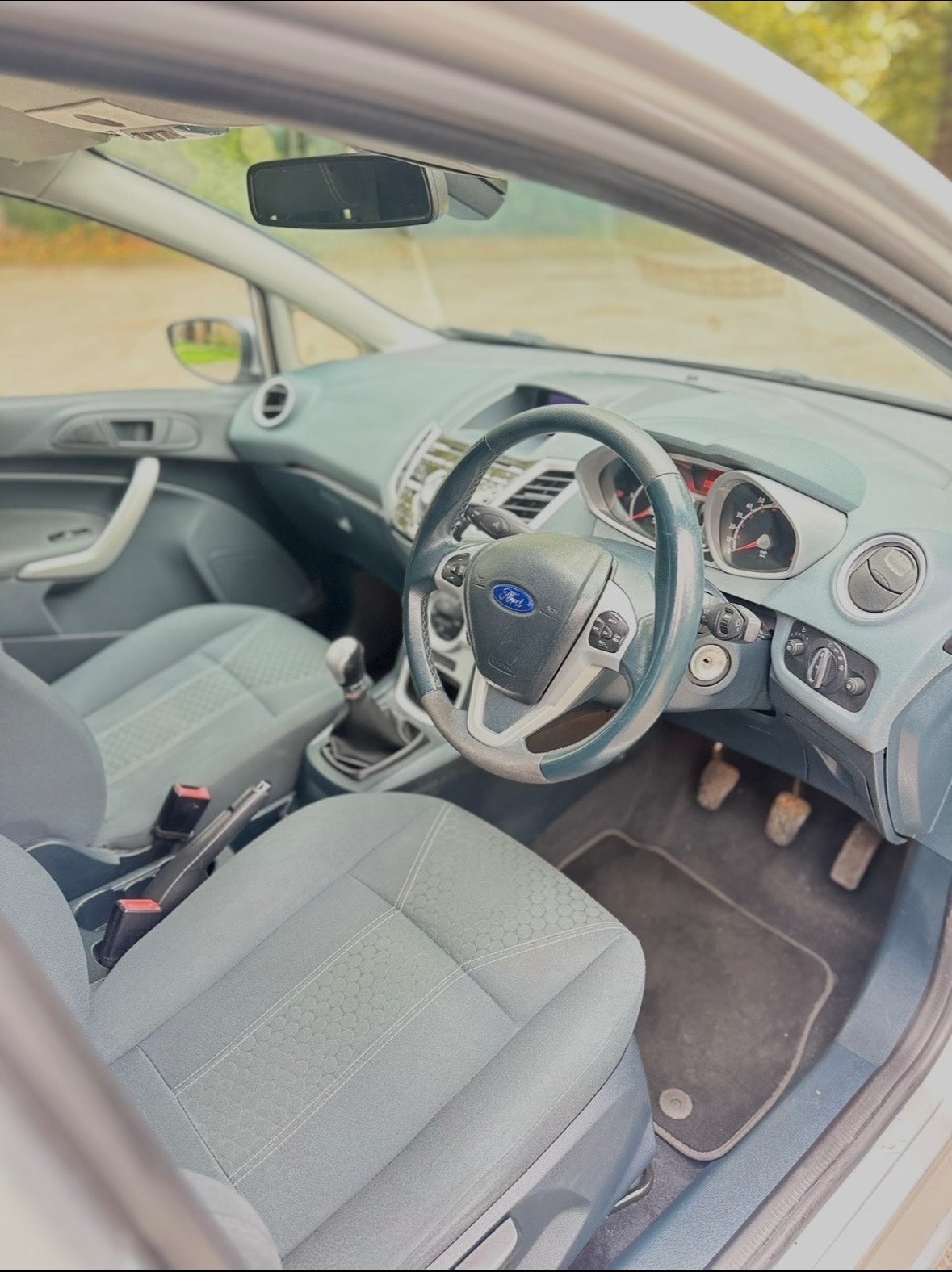 Used Ford Fiesta 2011 for sale - 76653942: Photo 11