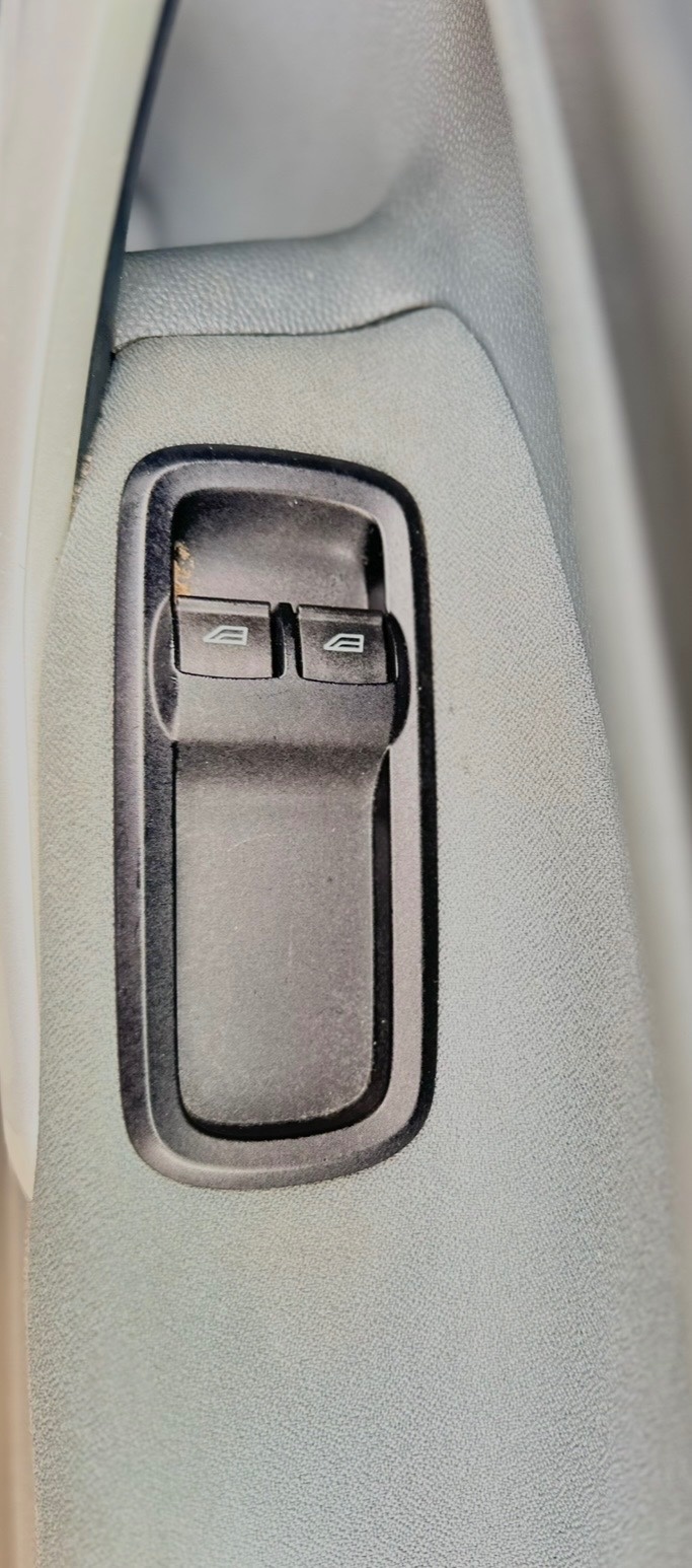 Used Ford Fiesta 2011 for sale - 76653942: Photo 13