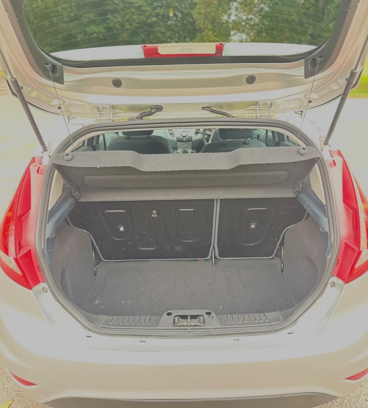 Used Ford Fiesta 2011 for sale - 76653942: Photo 5