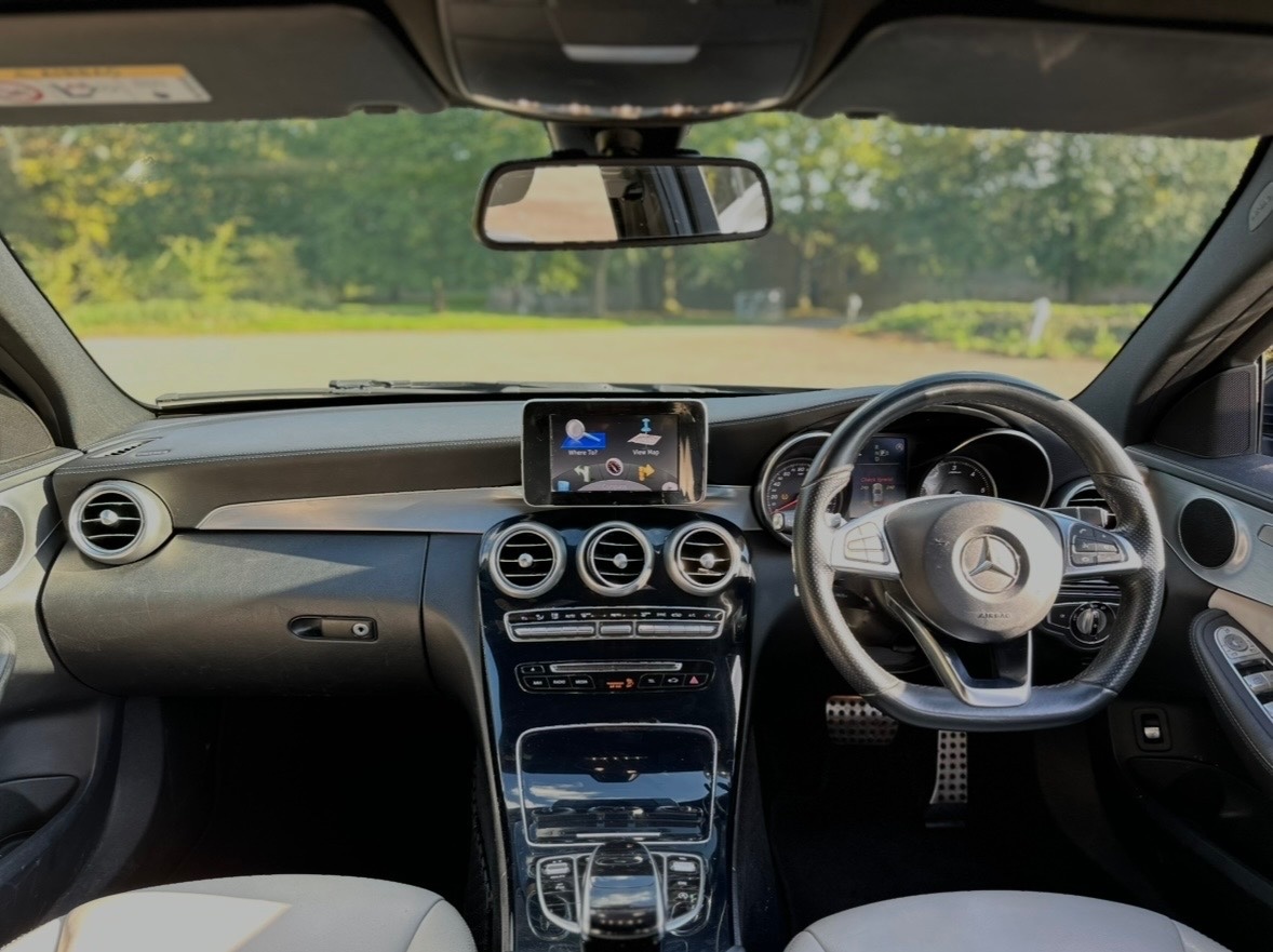 Used Mercedes-Benz C Class 2015 for sale - 76653941: Photo 16