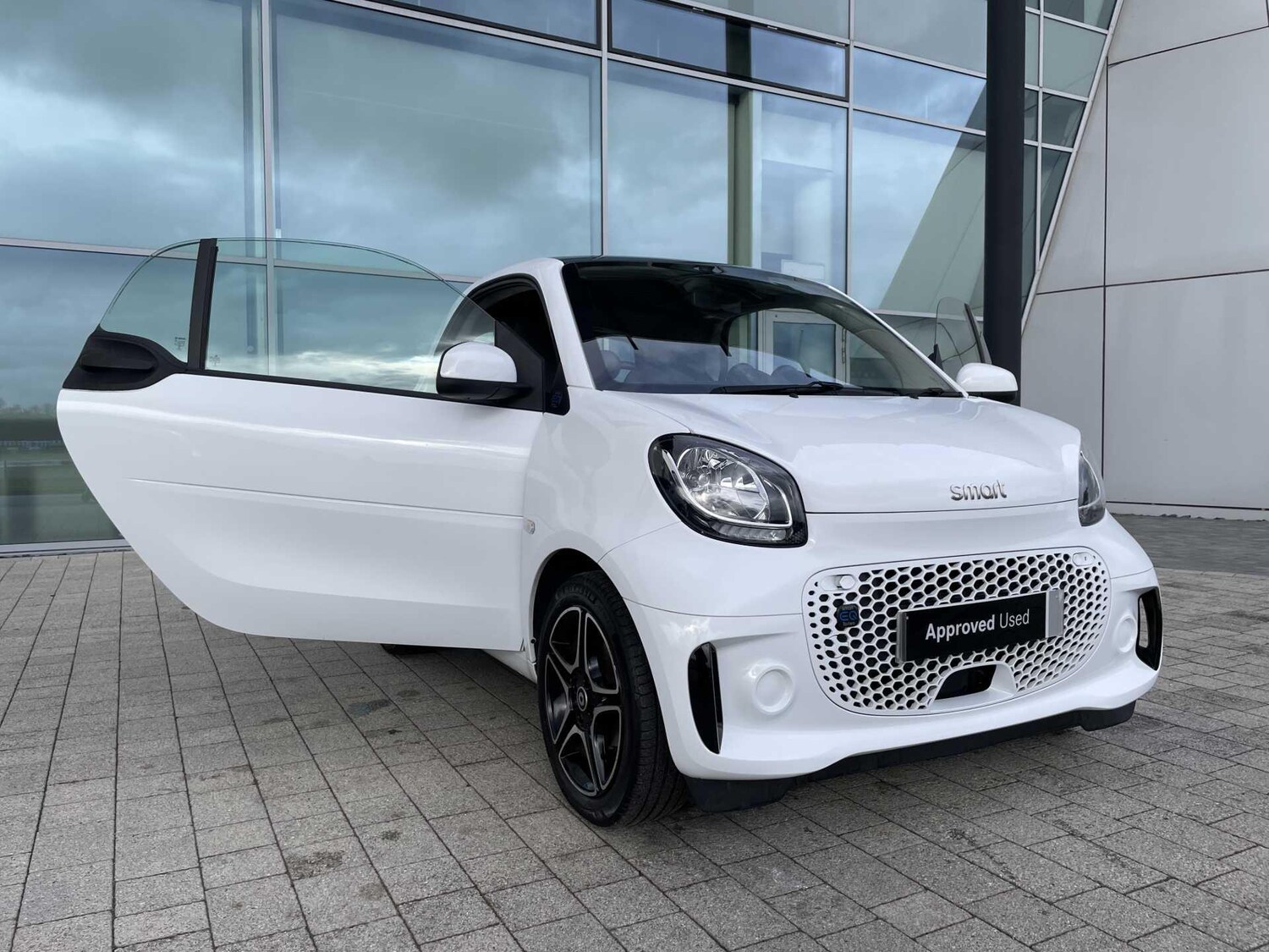 Used smart fortwo 2022 for sale - 77599897: Photo 24