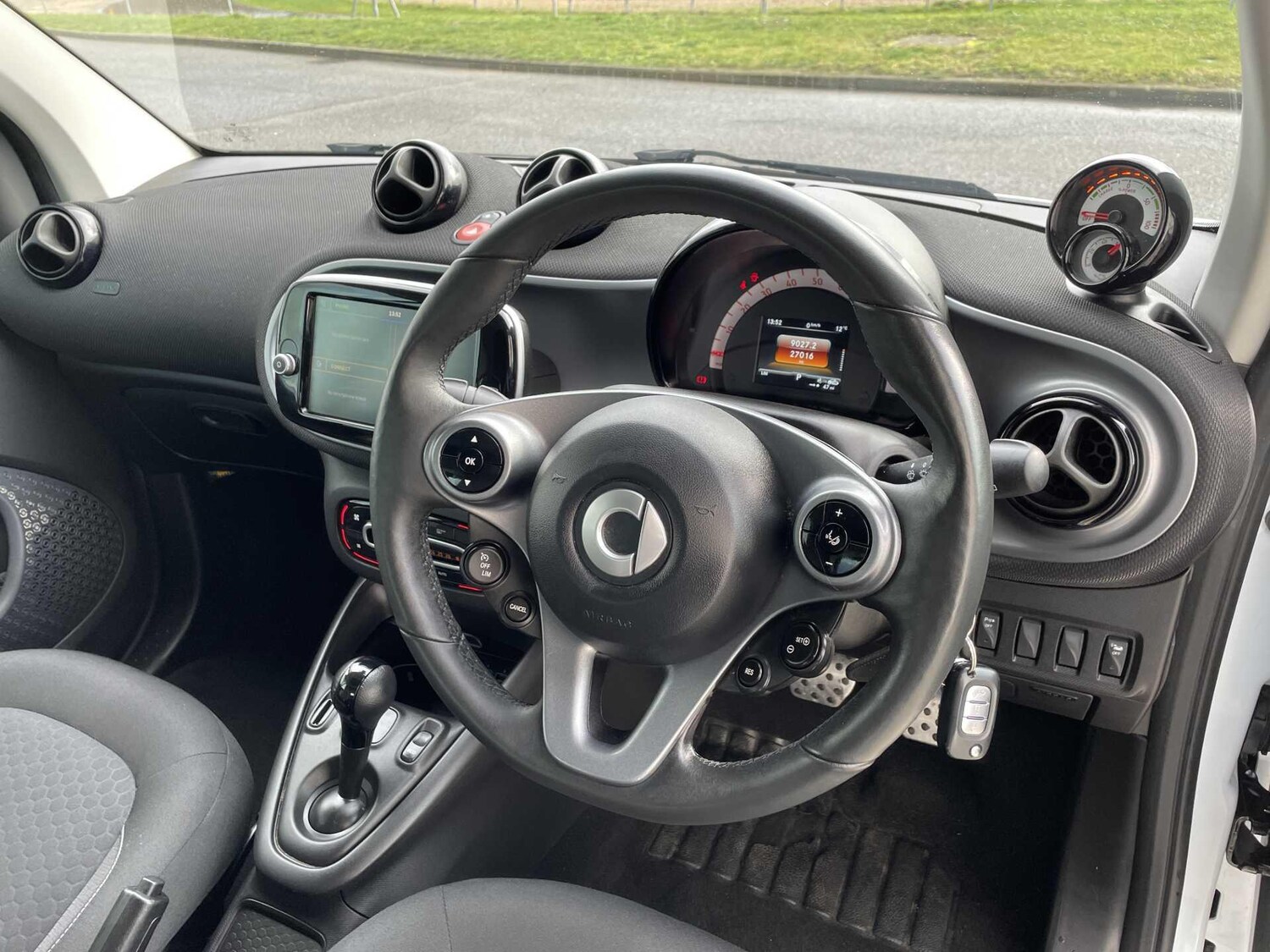 Used smart fortwo 2022 for sale - 77599897: Photo 6