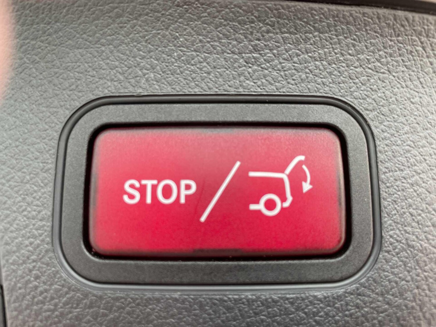 Used Mercedes-Benz GLA 2023 for sale - 77599898: Photo 11