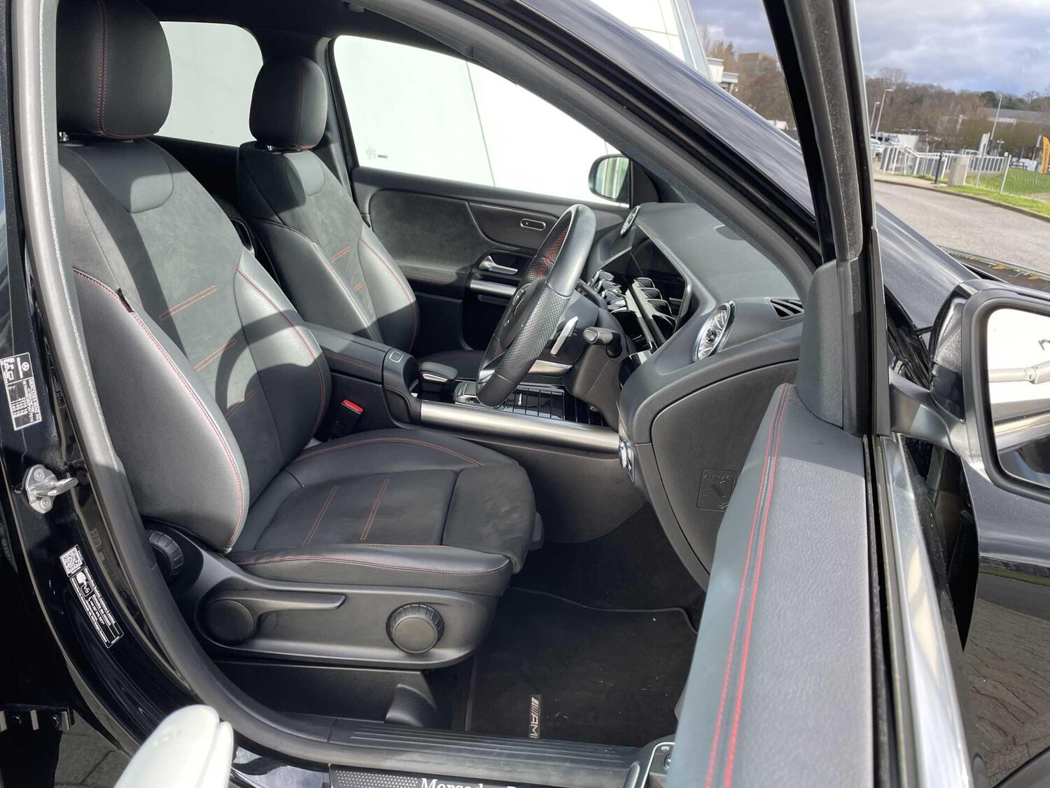 Used Mercedes-Benz GLA 2023 for sale - 77599898: Photo 28