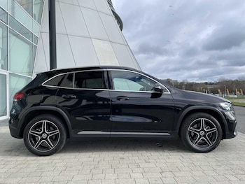 Used Mercedes-Benz GLA 2023 for sale - 77599898: Photo