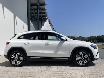 Used Mercedes-Benz GLA 2023 for sale - 78988756: Photo