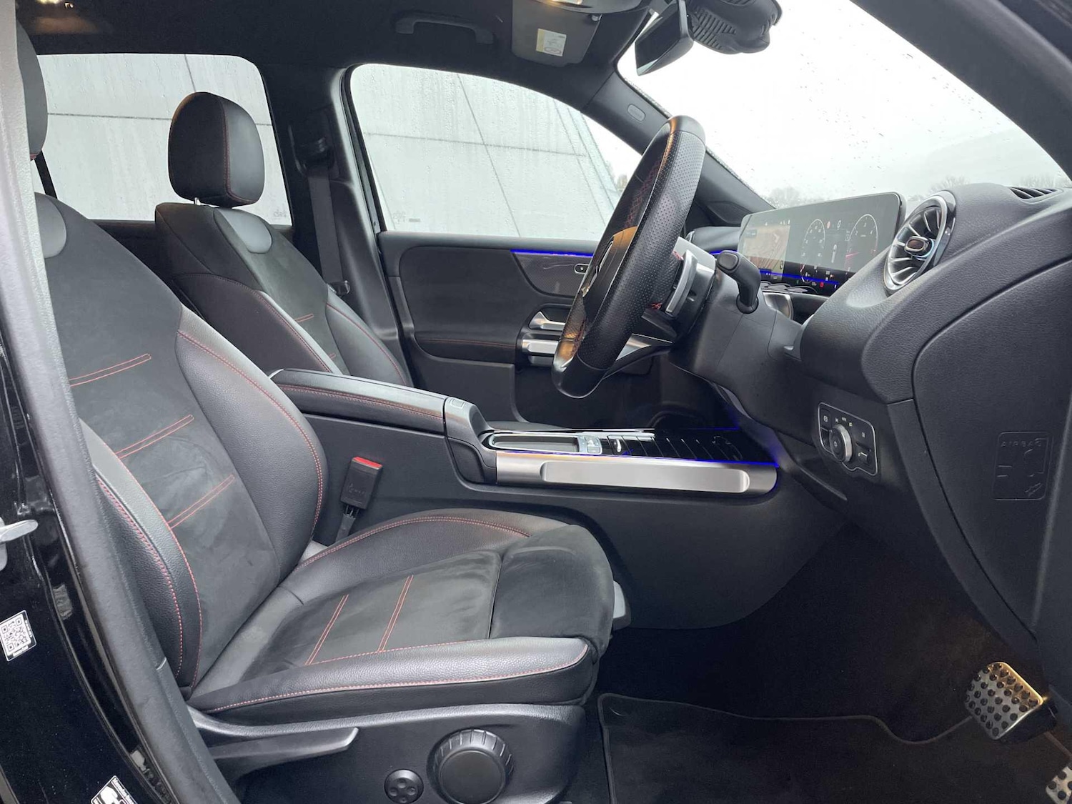 Used Mercedes-Benz GLB 2025 for sale - 77599921: Photo 30