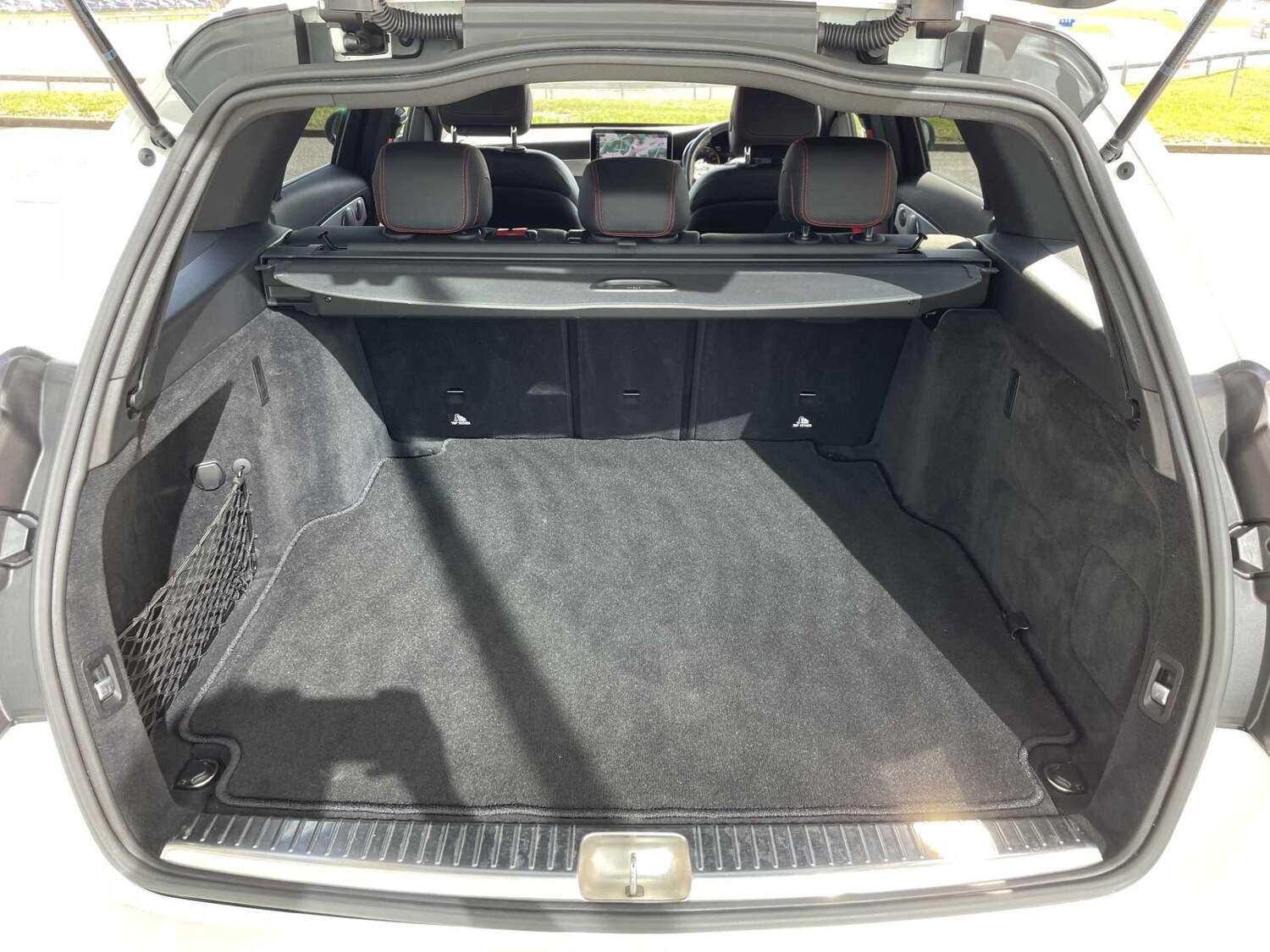 Used Mercedes-Benz C Class 2019 for sale - 78006641: Photo 10