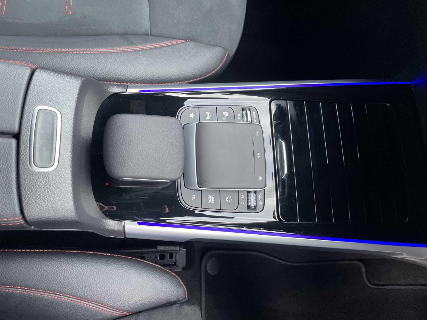 Used Mercedes-Benz GLB 2022 for sale - 77599880: Photo 21