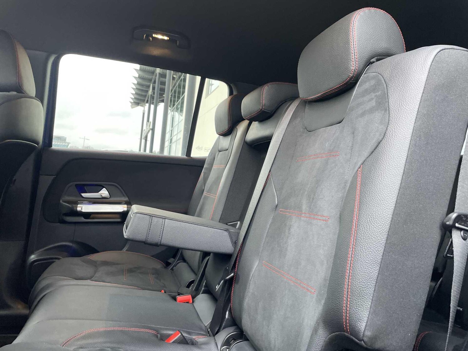 Used Mercedes-Benz GLB 2022 for sale - 77599880: Photo 8