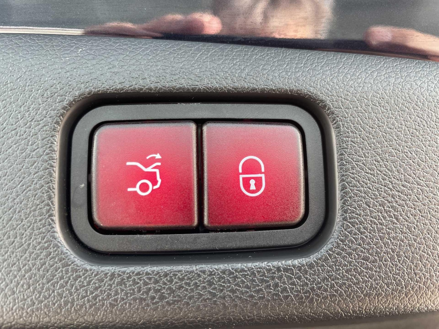 Used Mercedes-Benz E Class 2025 for sale - 78034141: Photo 11