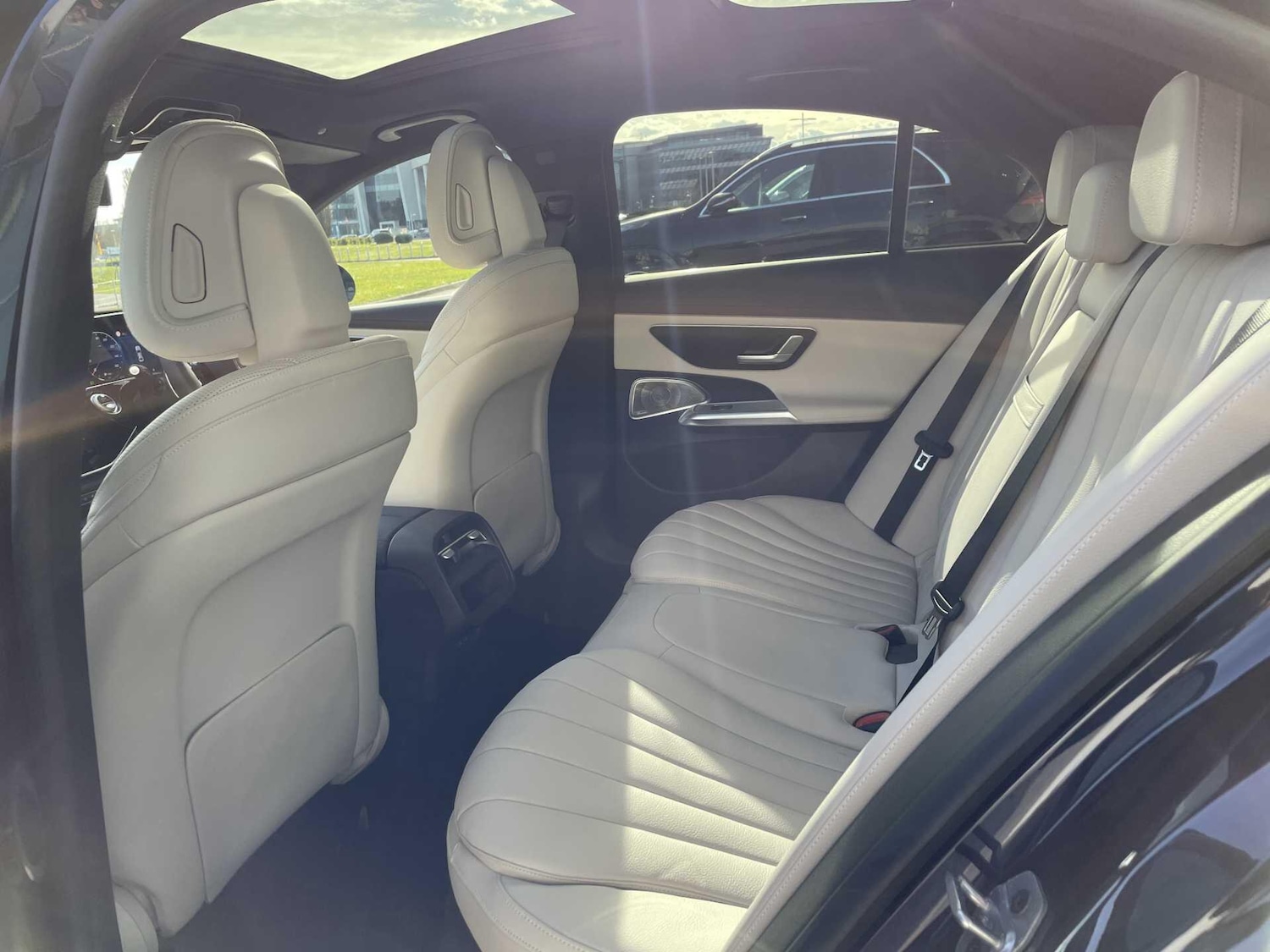 Used Mercedes-Benz E Class 2025 for sale - 78034141: Photo 34