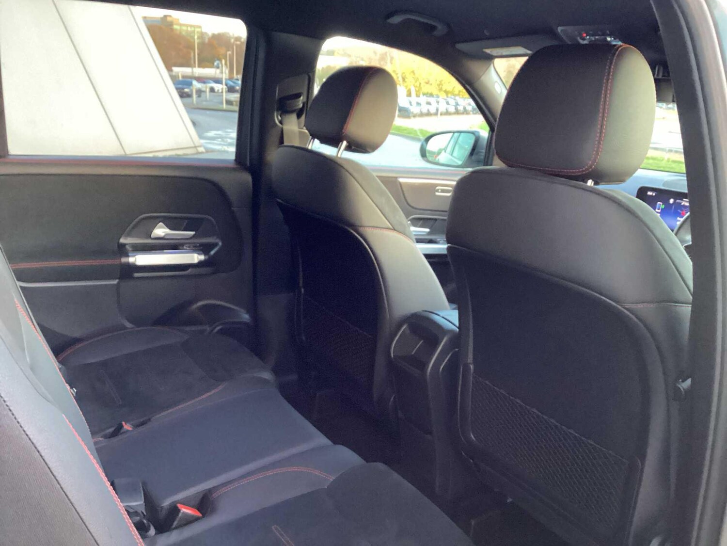 Used Mercedes-Benz GLB 2025 for sale - 77599876: Photo 30