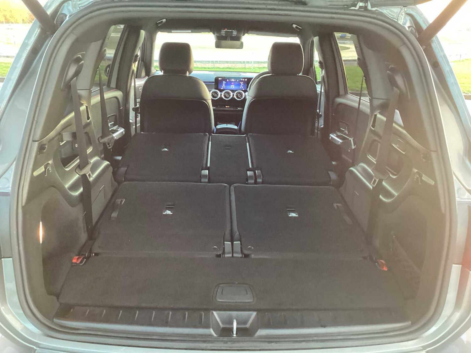 Used Mercedes-Benz GLB 2025 for sale - 77599876: Photo 34