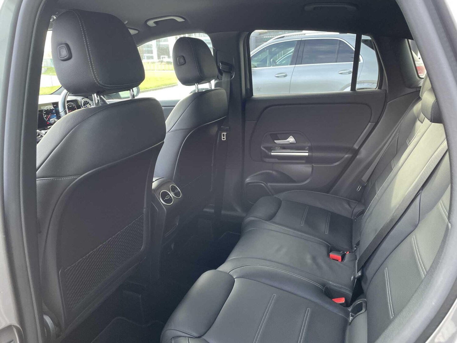 Used Mercedes-Benz GLA 2022 for sale - 77599908: Photo 32