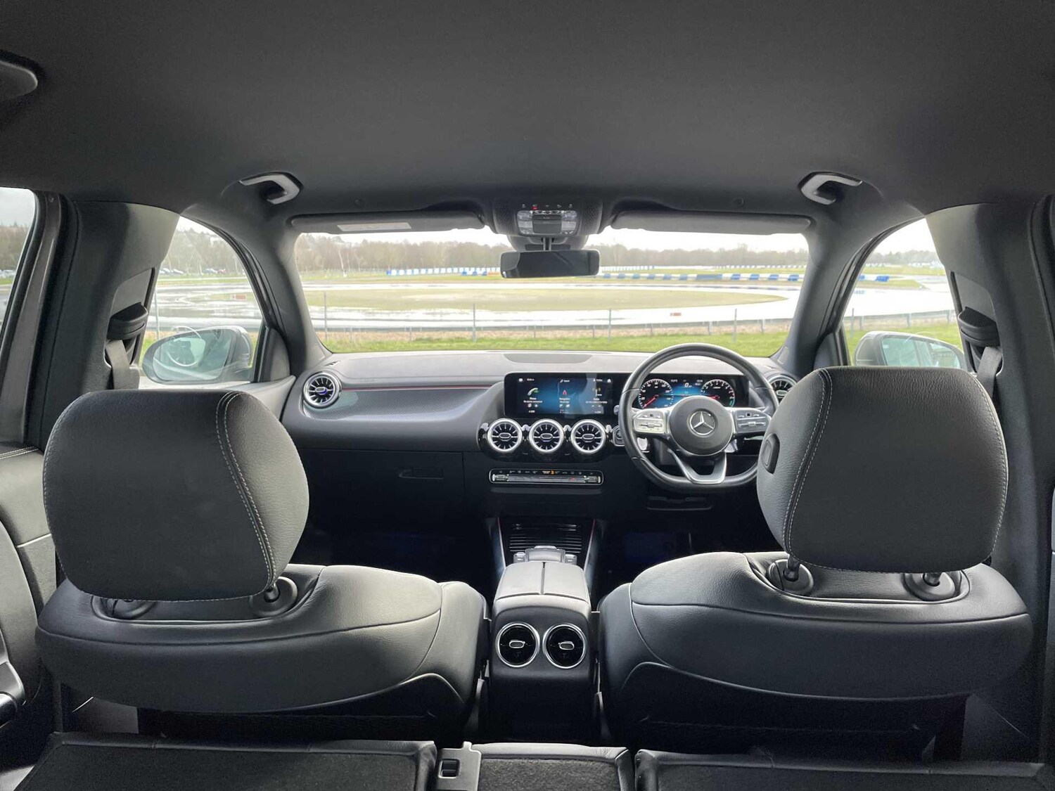 Used Mercedes-Benz GLA 2022 for sale - 77599908: Photo 38