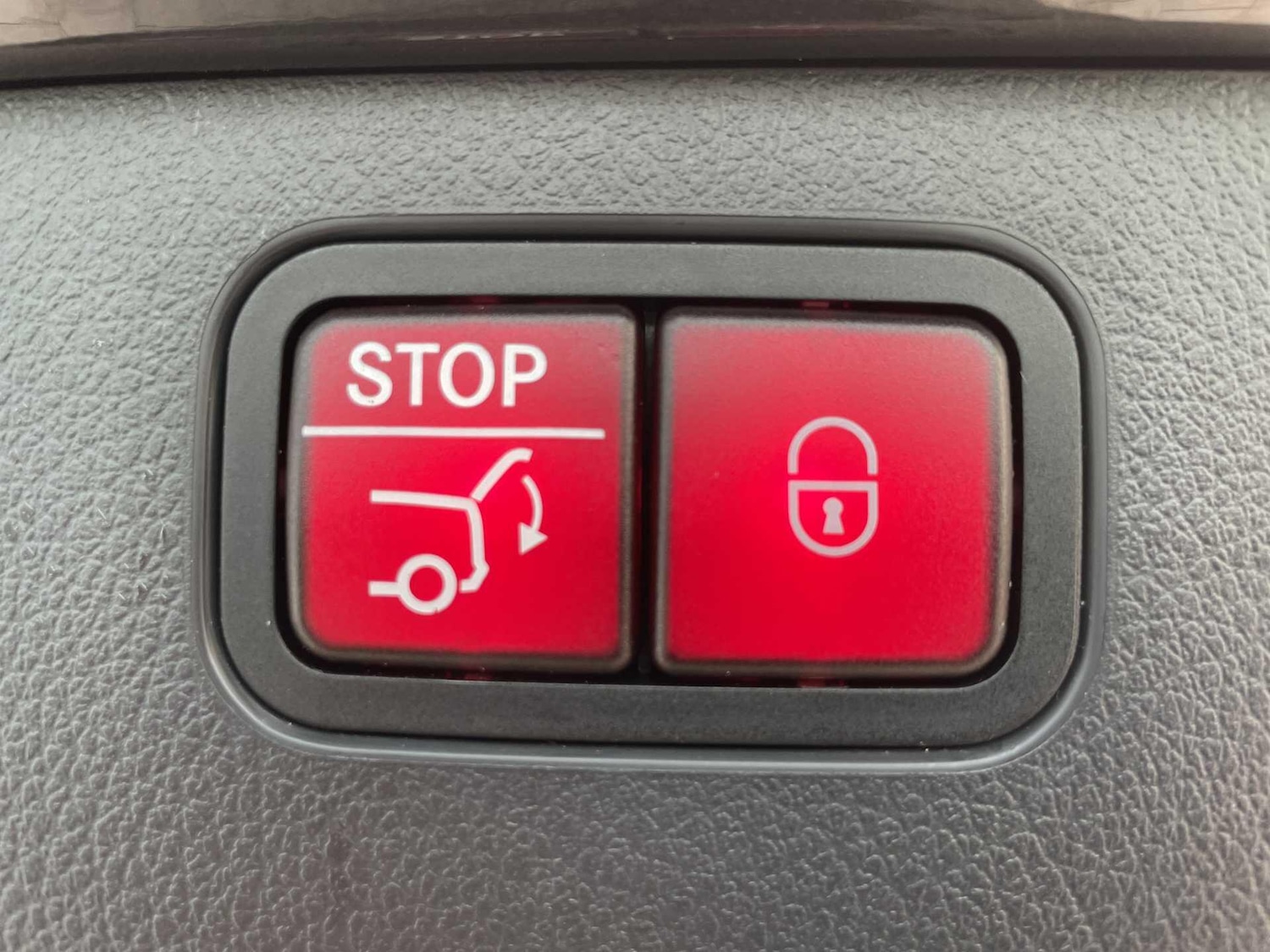 Used Mercedes-Benz C Class 2025 for sale - 77599923: Photo 11