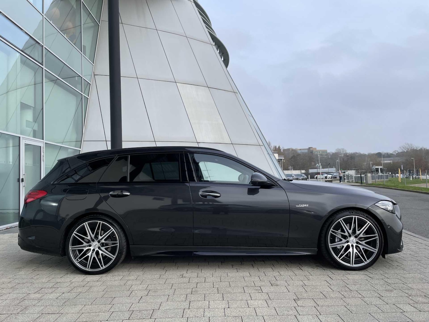 Used Mercedes-Benz C Class 2025 for sale - 77599923: Photo 2