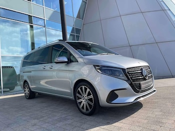 Used Mercedes-Benz V-Class 2025 for sale - 79496206: Photo