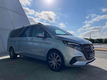 Used Mercedes-Benz V-Class 2025 for sale - 79496206: Photo