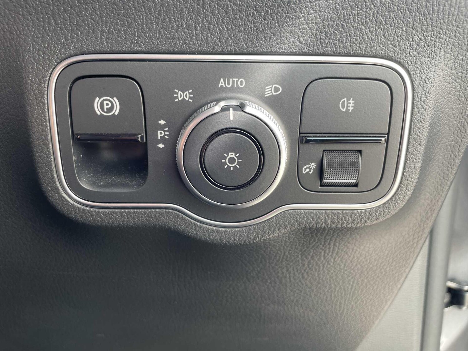 Used Mercedes-Benz GLA 2023 for sale - 77898677: Photo 16