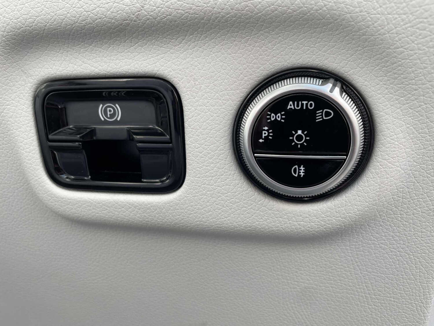 Used Mercedes-Benz EQA for sale - 77882649: Photo 16