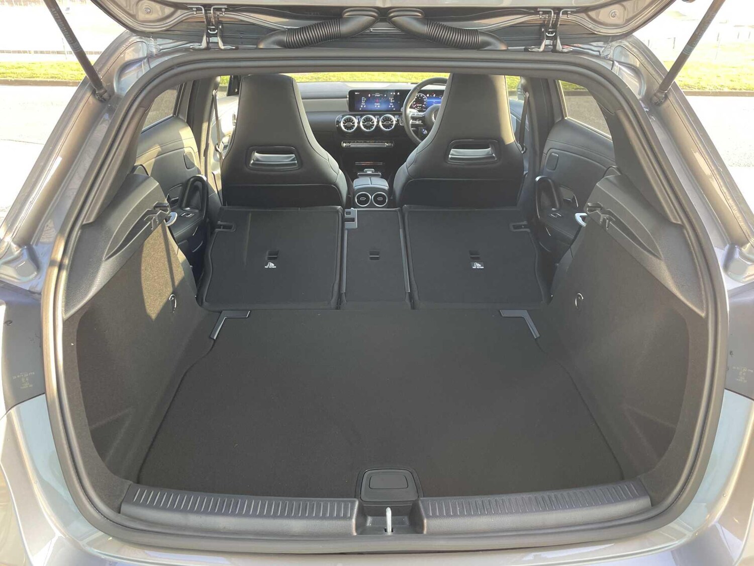 Used Mercedes-Benz A-Class for sale - 77769033: Photo 40