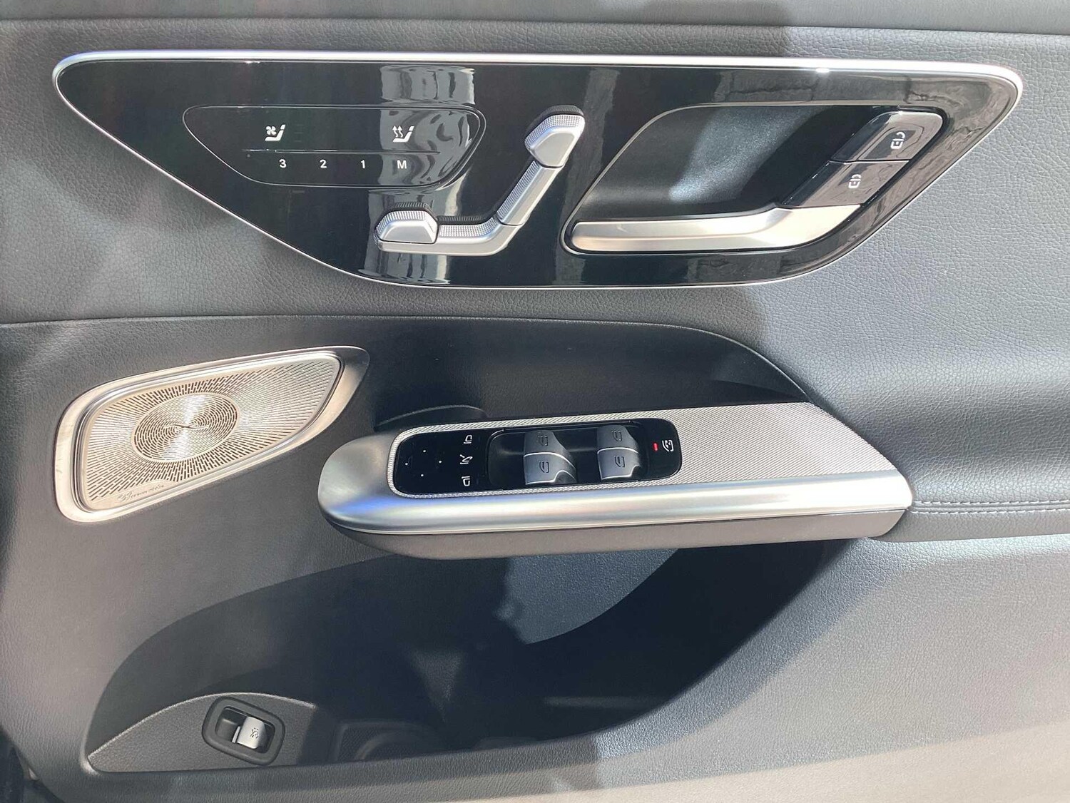 Used Mercedes-Benz GLC 2025 for sale - 77599868: Photo 15