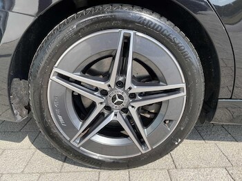 Used Mercedes-Benz C Class 2025 for sale - 78348493: Photo