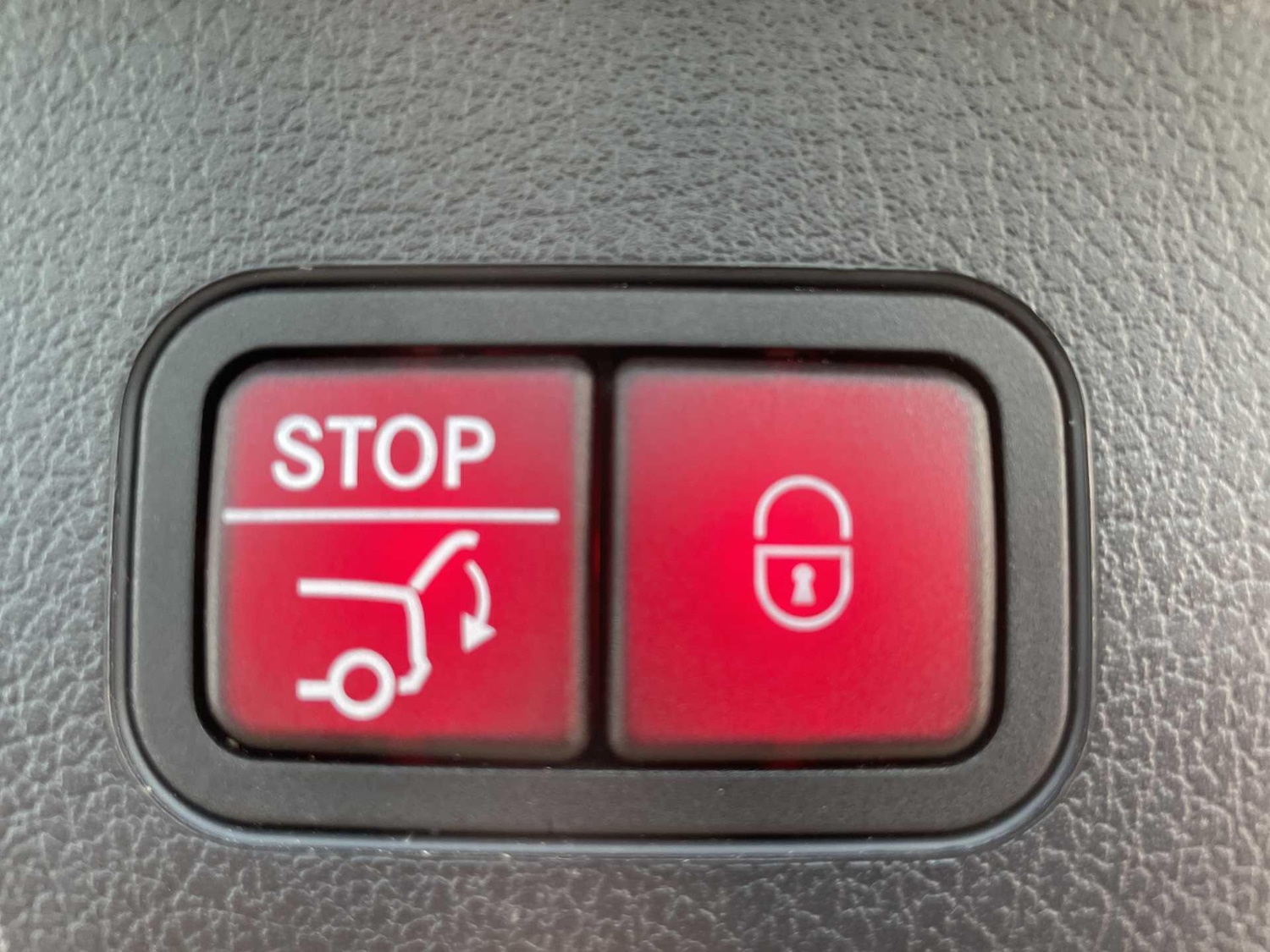 Used Mercedes-Benz GLB 2025 for sale - 77657923: Photo 12