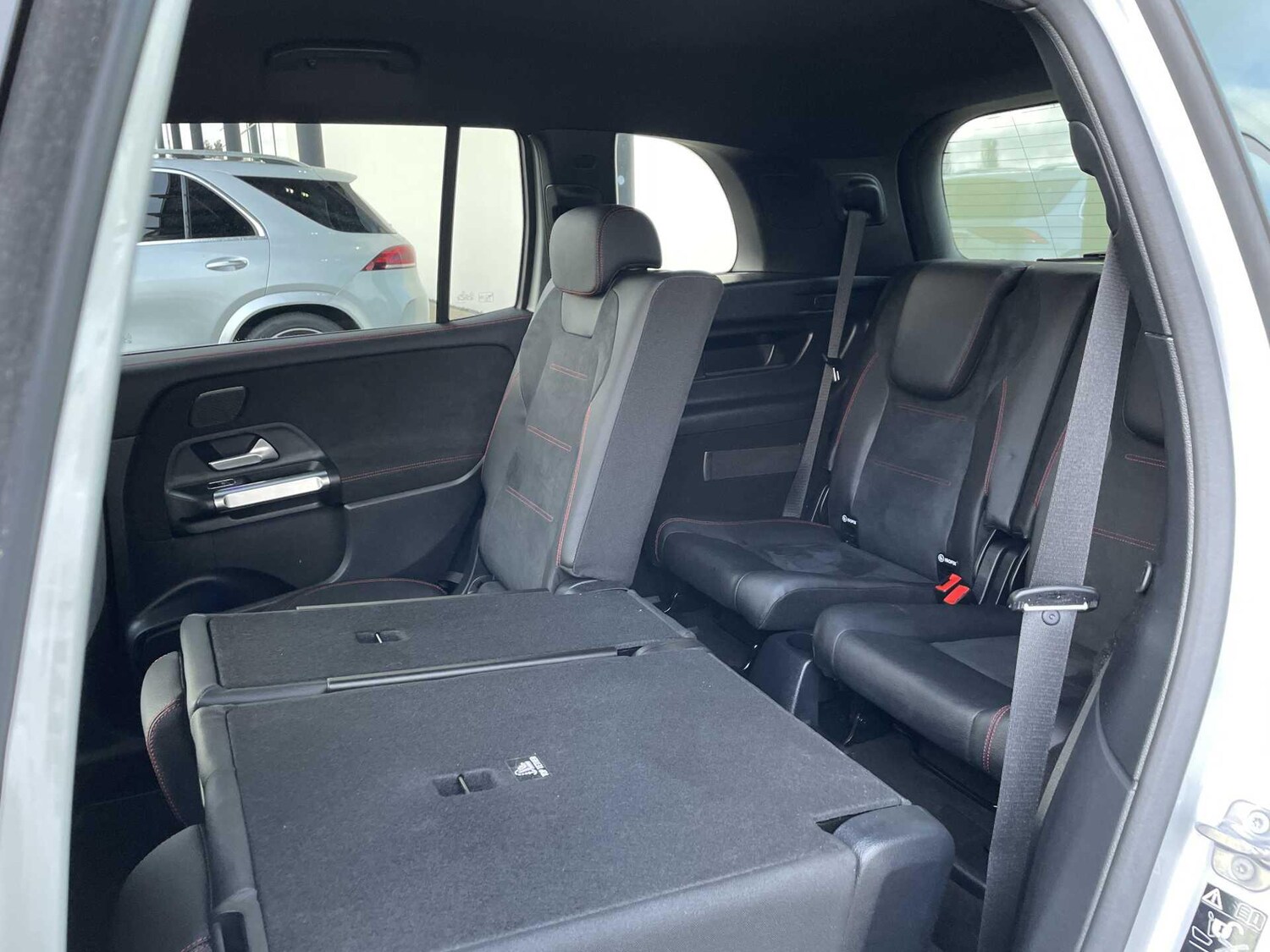 Used Mercedes-Benz GLB 2025 for sale - 77657923: Photo 35