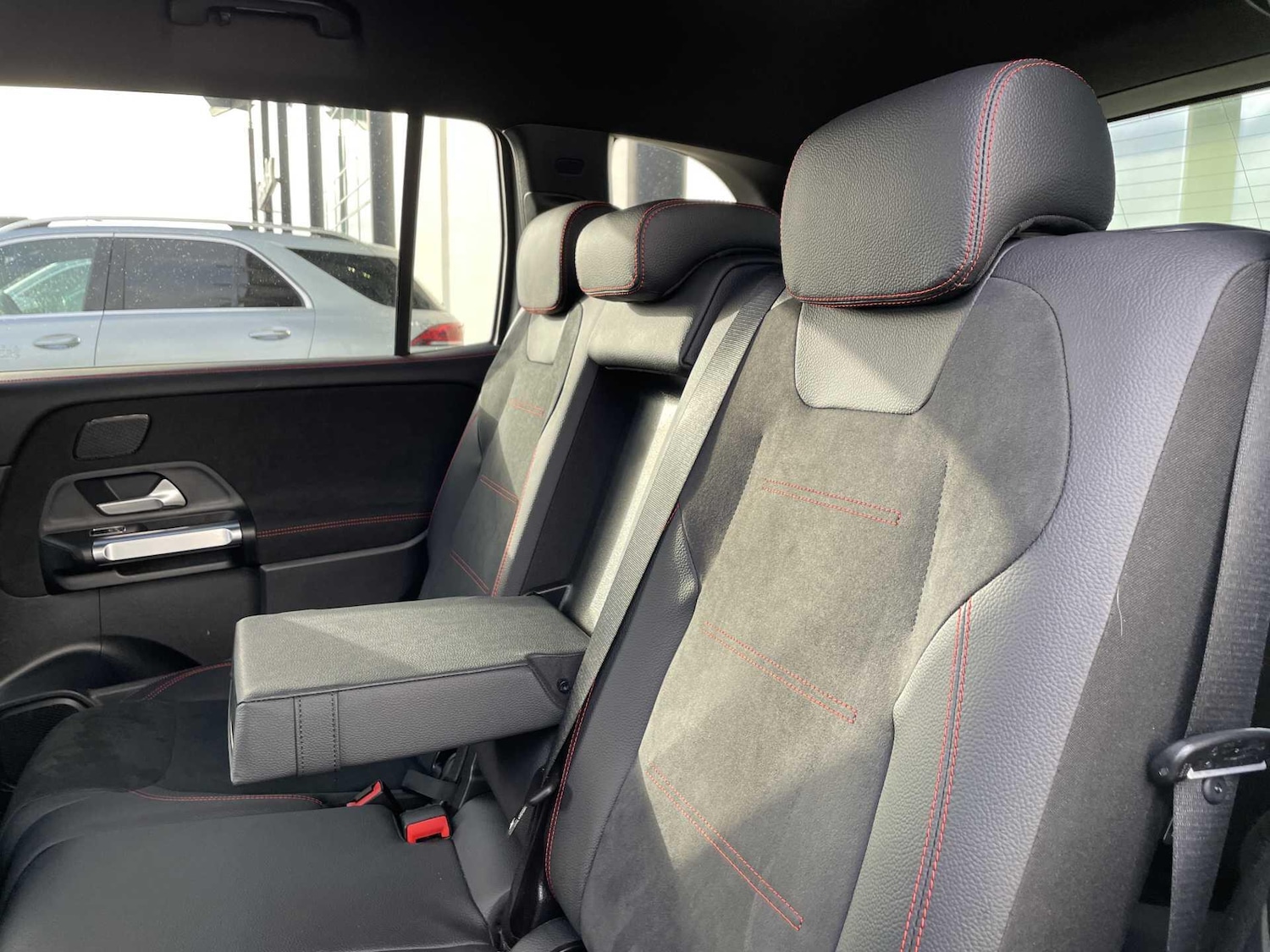 Used Mercedes-Benz GLB 2025 for sale - 77657923: Photo 8