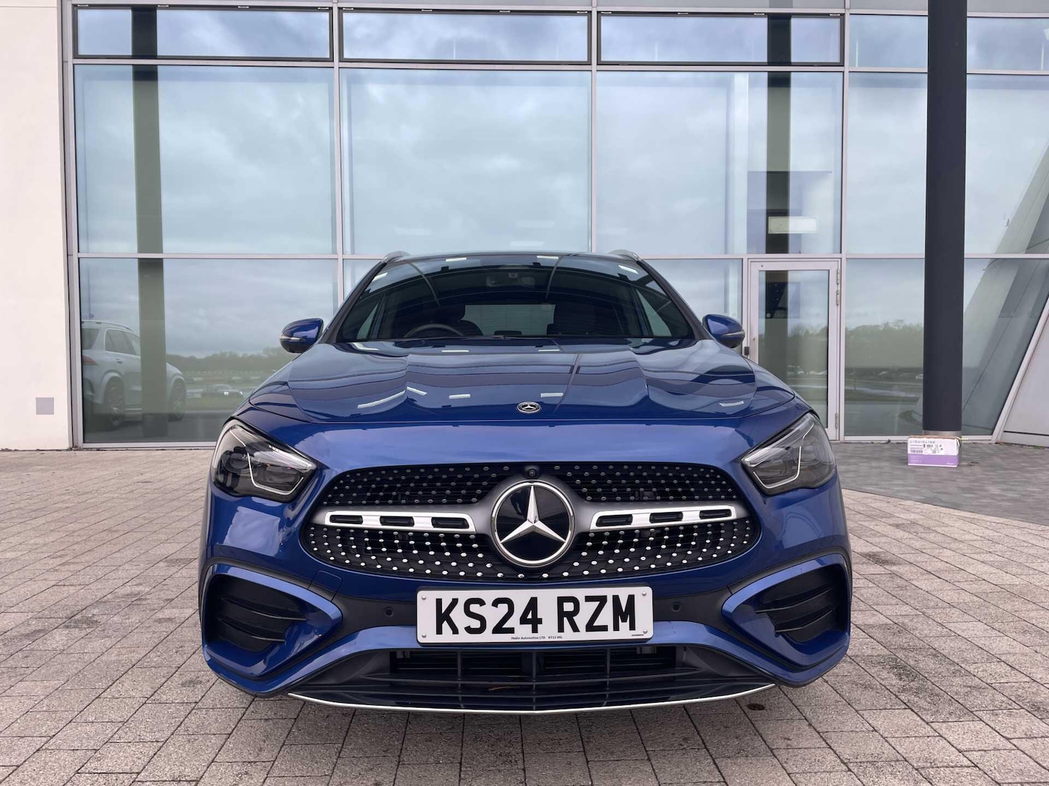 Used Mercedes-Benz GLA 2024 for sale - 77599891: Photo 4