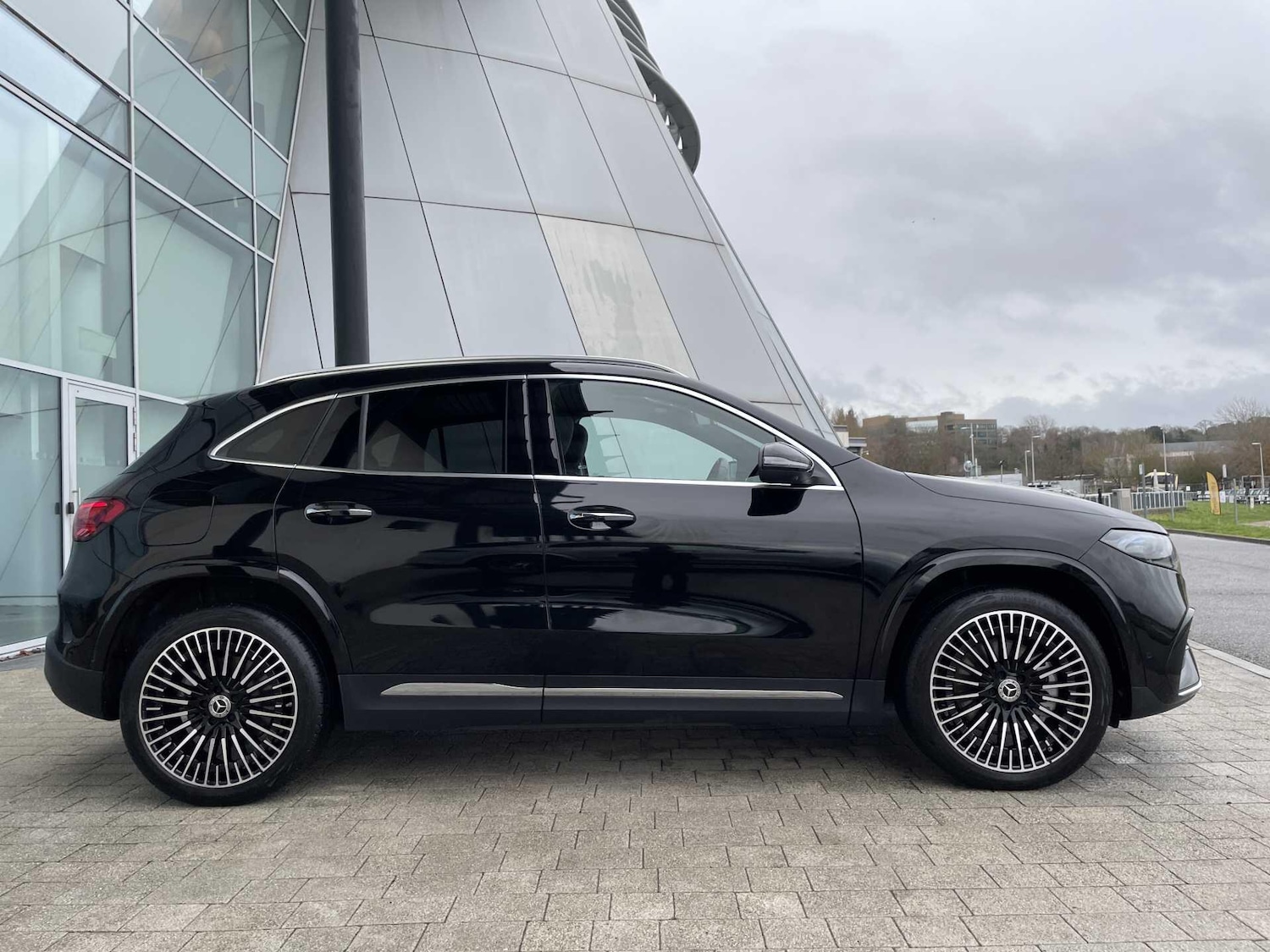 Used Mercedes-Benz EQA 2024 for sale - 77599882: Photo 2