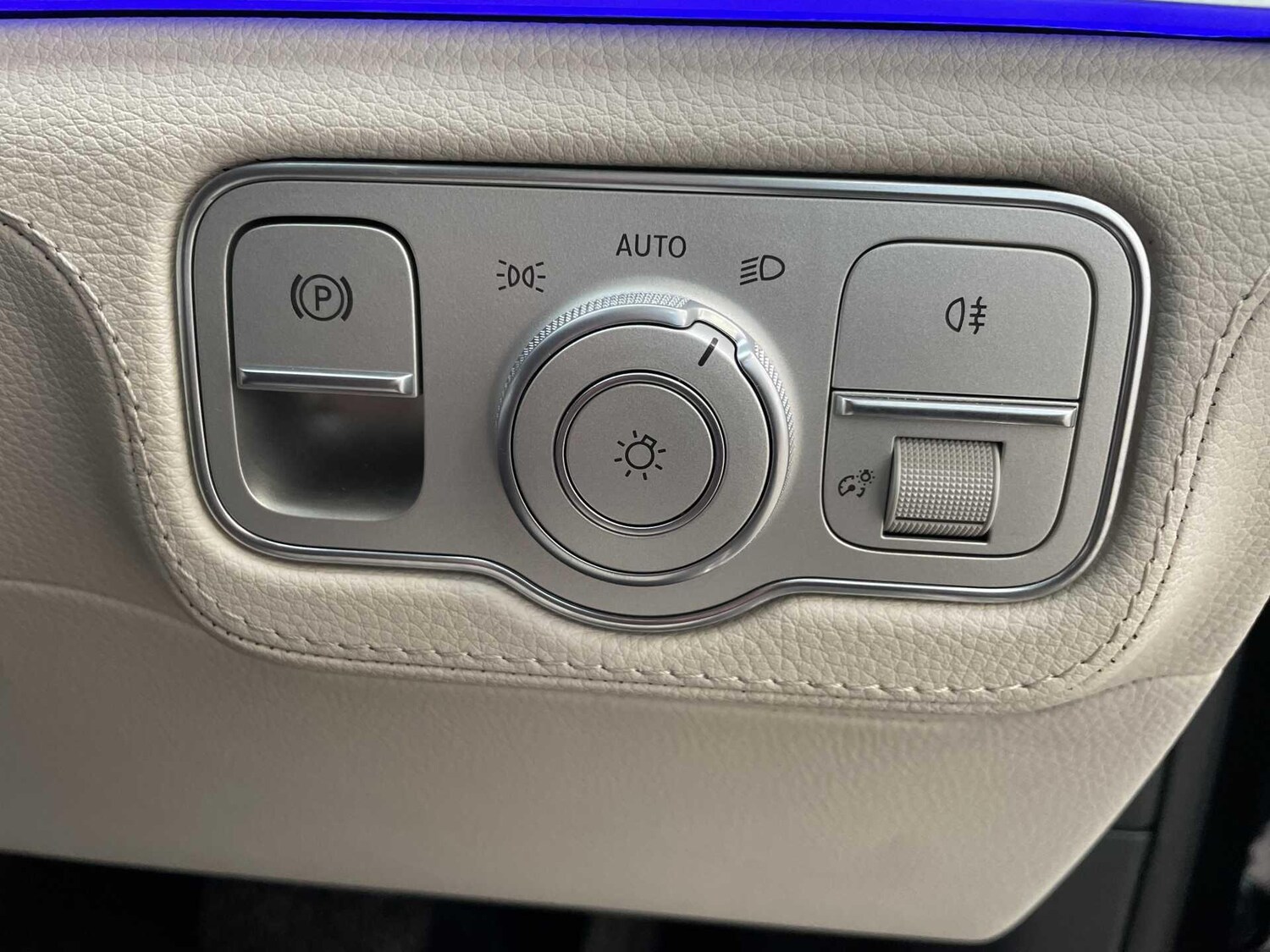 Used Mercedes-Benz GLE 2025 for sale - 77599870: Photo 17