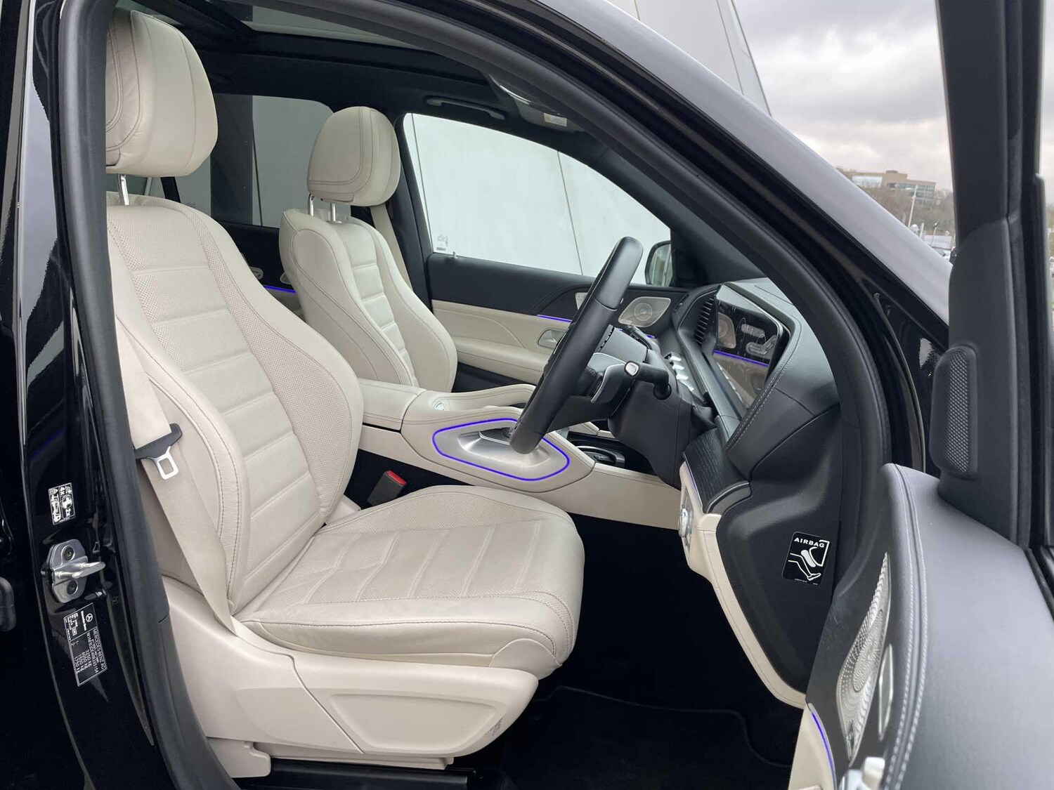 Used Mercedes-Benz GLE 2025 for sale - 77599870: Photo 31