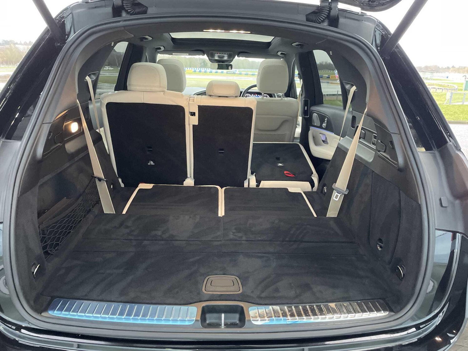 Used Mercedes-Benz GLE 2025 for sale - 77599870: Photo 40