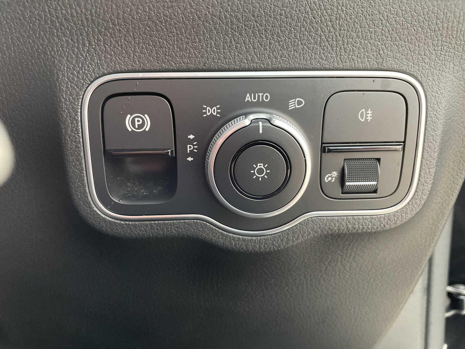 Used Mercedes-Benz EQA 2022 for sale - 77768226: Photo 16