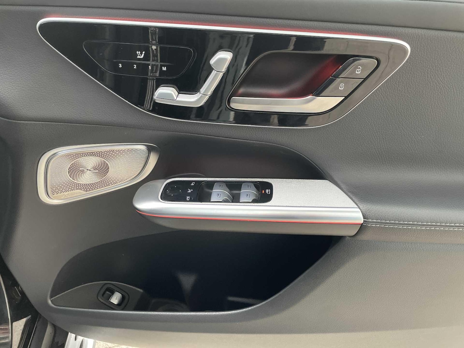 Used Mercedes-Benz GLC 2023 for sale - 78116238: Photo 15