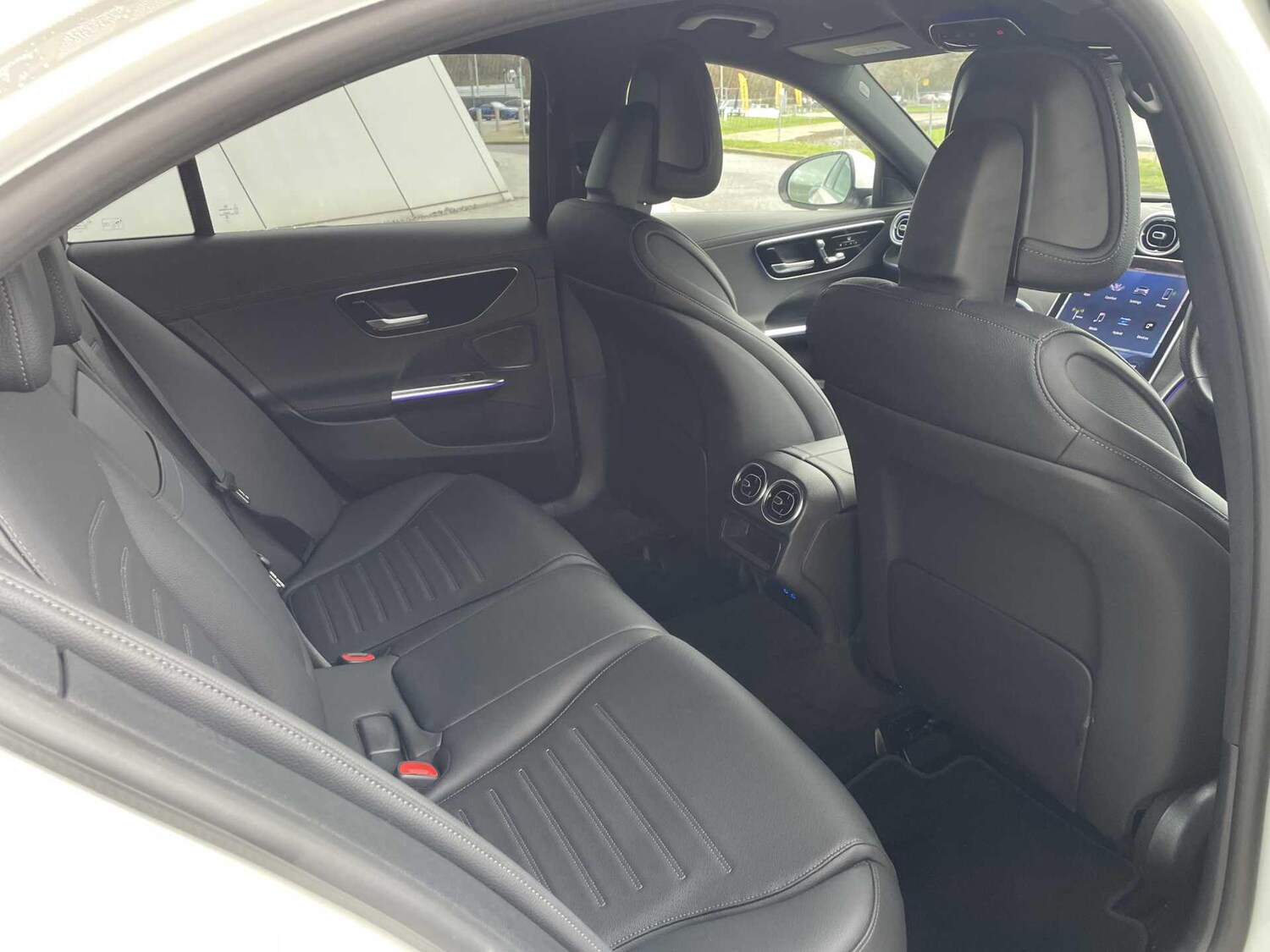 Used Mercedes-Benz C Class 2024 for sale - 77599915: Photo 32